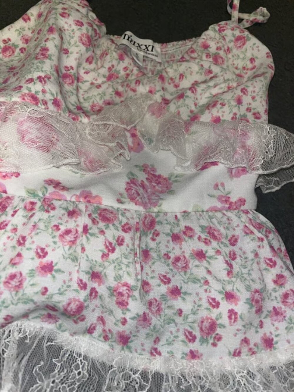 Crop Top Size Small - Picture 2 of 3